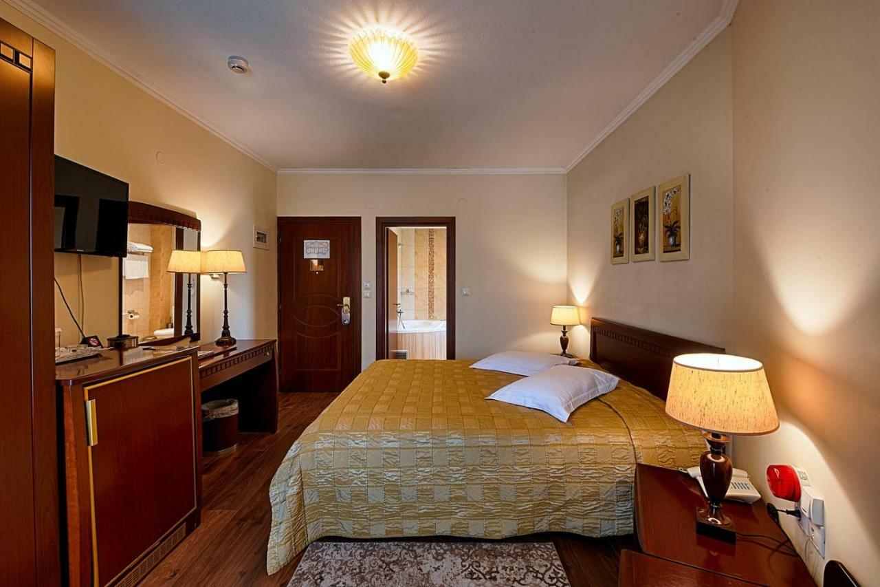 Hotel Nostos Kastoria Exteriör bild